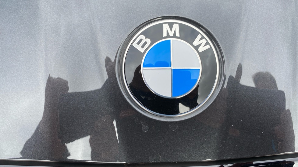 BMW 5 Series 520i M Sport Pro 4dr Auto Petrol Saloon - Image 29