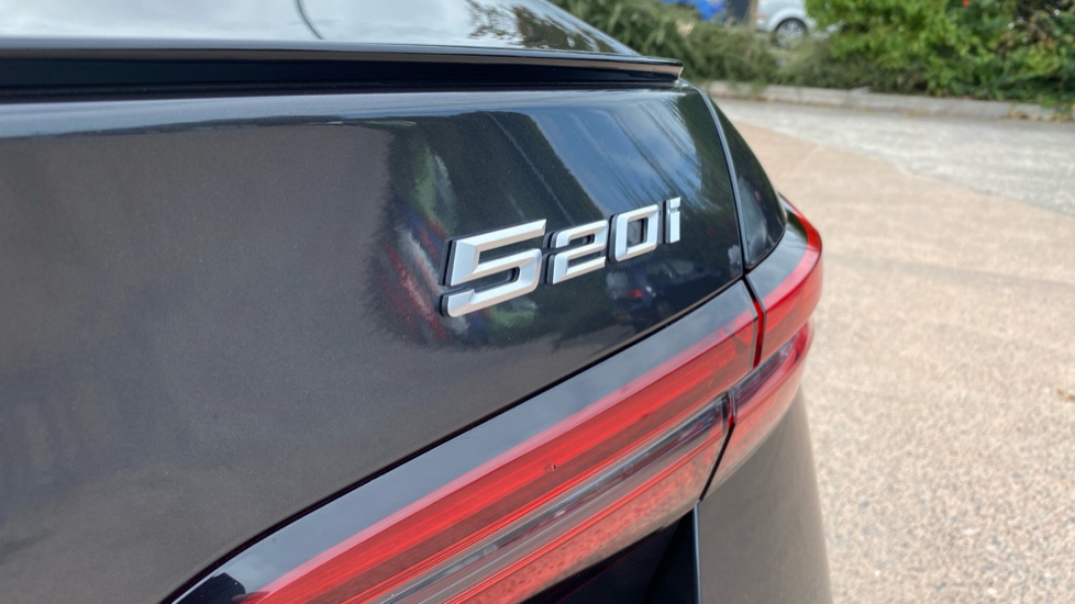 BMW 5 Series 520i M Sport Pro 4dr Auto Petrol Saloon - Image 40