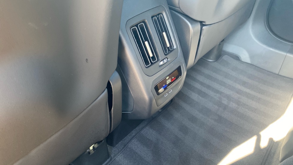 BMW iX3 345kW xDrive50 M Sport 113kWh 5dr Auto Tech+/22kW Electric Estate - Image 38