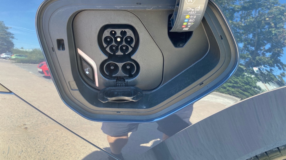 BMW iX3 345kW xDrive50 M Sport 113kWh 5dr Auto Tech+/22kW Electric Estate - Image 44