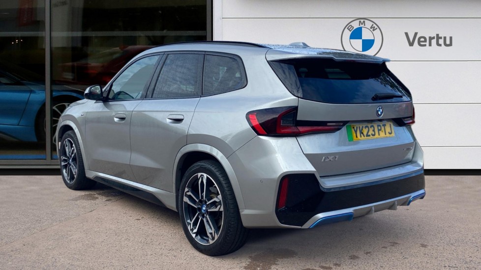 BMW iX1 230kW xDrive30 M Sport 65kWh 5dr Auto Electric Estate - Image 2