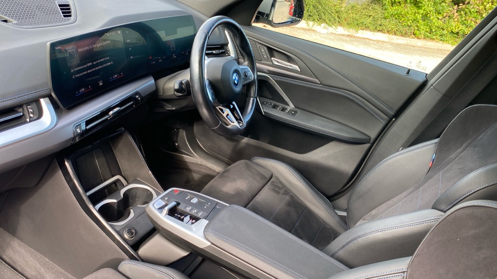 BMW iX1 230kW xDrive30 M Sport 65kWh 5dr Auto Electric Estate - Image 7