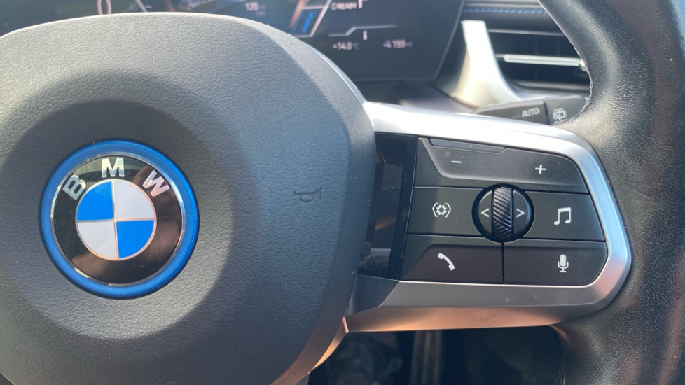 BMW iX1 230kW xDrive30 M Sport 65kWh 5dr Auto Electric Estate - Image 18