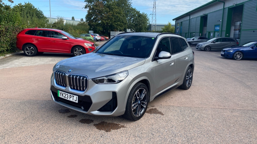 BMW iX1 230kW xDrive30 M Sport 65kWh 5dr Auto Electric Estate - Image 25