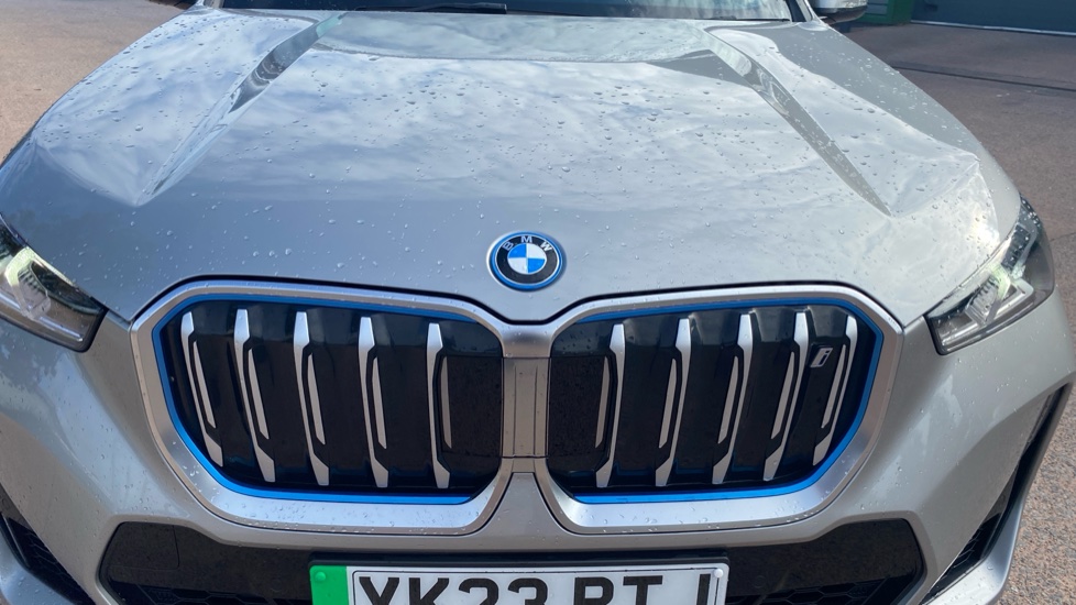 BMW iX1 230kW xDrive30 M Sport 65kWh 5dr Auto Electric Estate - Image 29