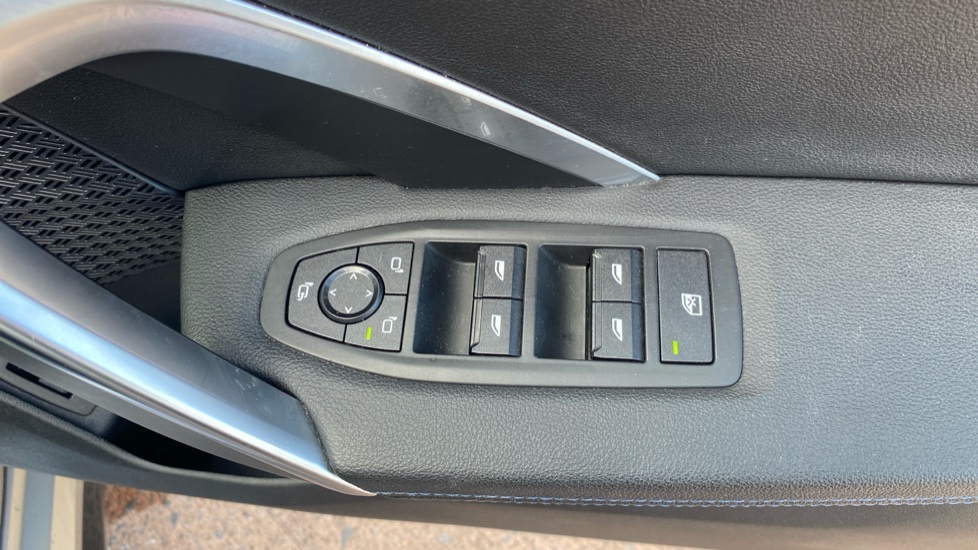 BMW iX1 230kW xDrive30 M Sport 65kWh 5dr Auto Electric Estate - Image 47