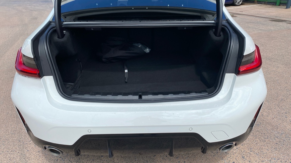 BMW 3 Series 330e M Sport 4dr Step Auto Saloon - Image 13