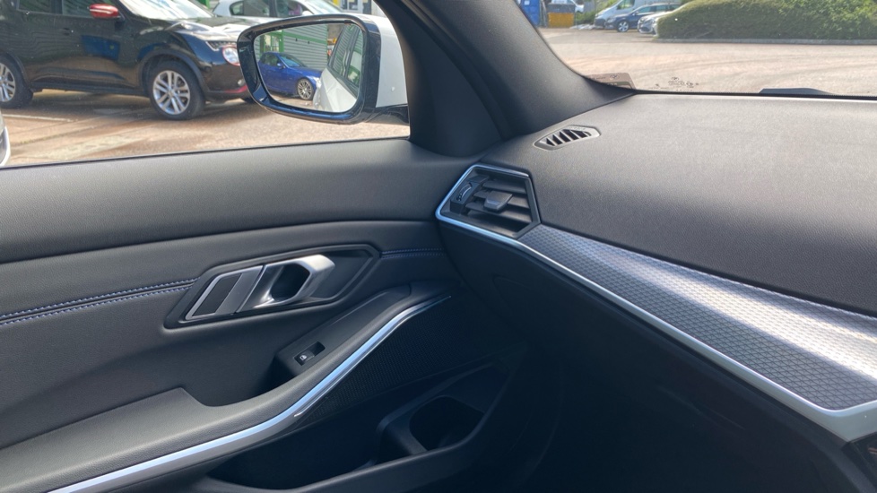 BMW 3 Series 330e M Sport 4dr Step Auto Saloon - Image 45