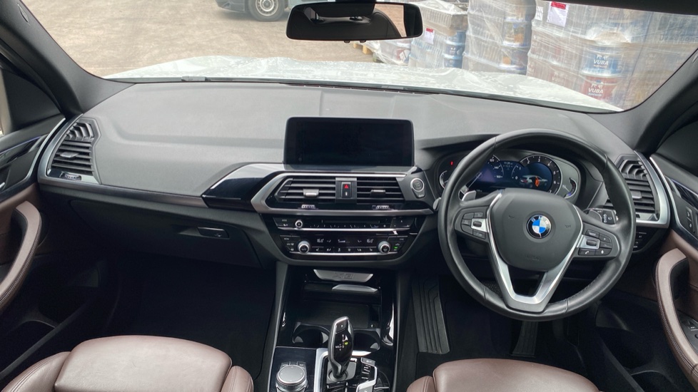 BMW X3 xDrive20i xLine 5dr Step Auto Petrol Estate - Image 4