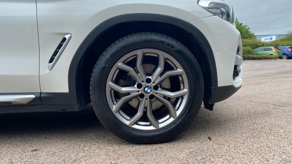 BMW X3 xDrive20i xLine 5dr Step Auto Petrol Estate - Image 14