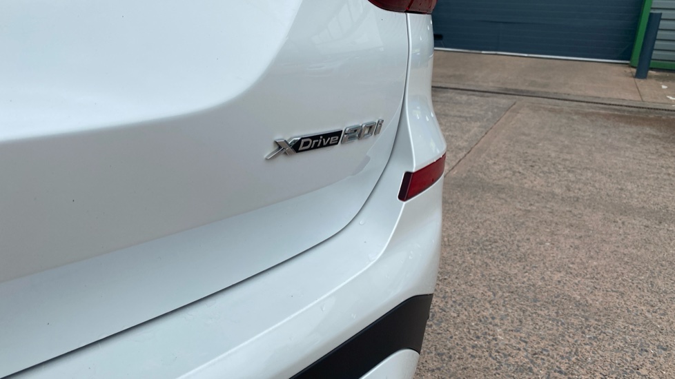 BMW X3 xDrive20i xLine 5dr Step Auto Petrol Estate - Image 30