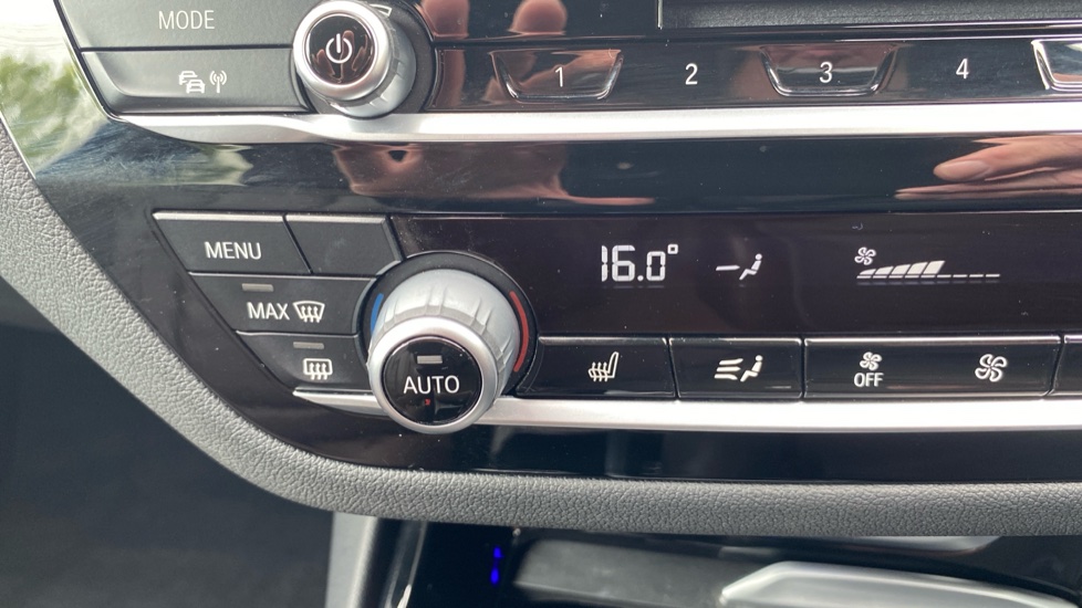 BMW X3 xDrive20i xLine 5dr Step Auto Petrol Estate - Image 40