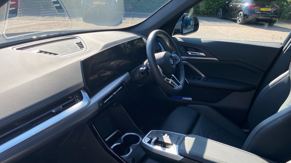 BMW X1 sDrive 20i MHT M Sport 5dr Step Auto Petrol Estate - Image 7