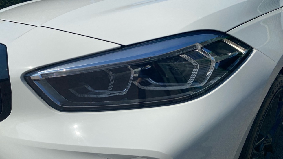 BMW 1 Series 118i [136] M Sport 5dr Step Auto [LCP/Pro pk] Petrol Hatchback - Image 23