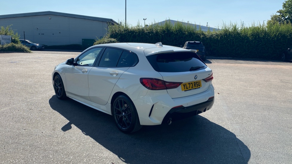 BMW 1 Series 118i [136] M Sport 5dr Step Auto [LCP/Pro pk] Petrol Hatchback - Image 26