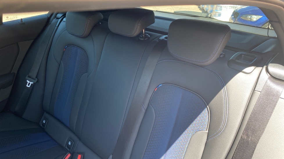 BMW 1 Series 118i [136] M Sport 5dr [Live Cockpit Professional] Petrol Hatchback - Image 12