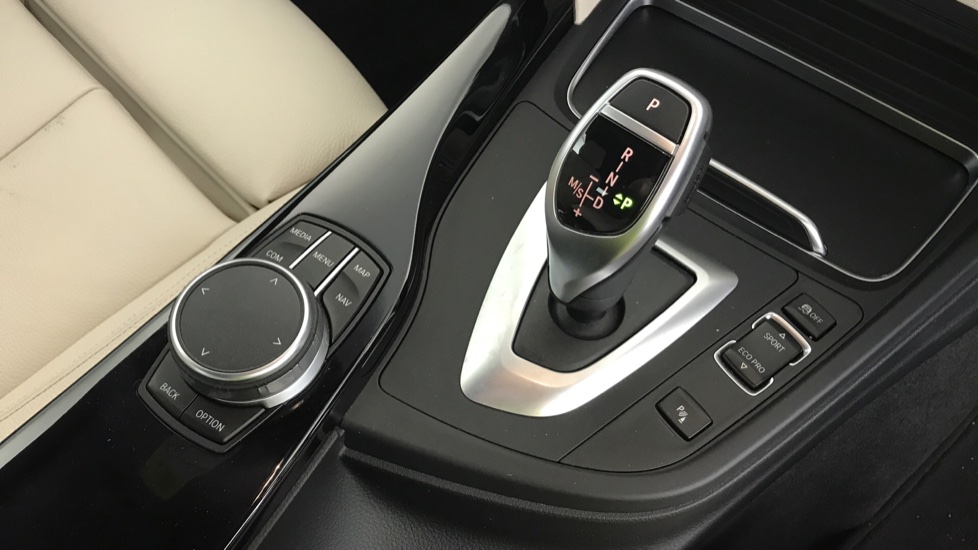 BMW 4 Series 440i M Sport 2dr Auto [Professional Media] Petrol Coupe - Image 10
