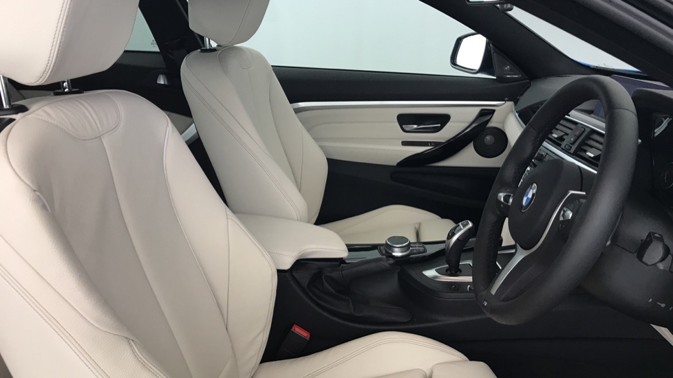 BMW 4 Series 440i M Sport 2dr Auto [Professional Media] Petrol Coupe - Image 11