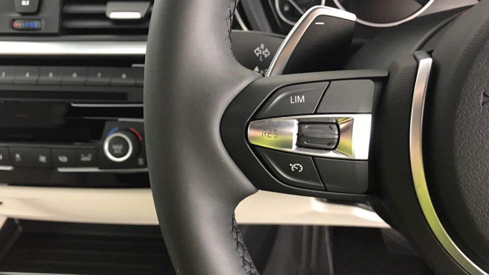 BMW 4 Series 440i M Sport 2dr Auto [Professional Media] Petrol Coupe - Image 17