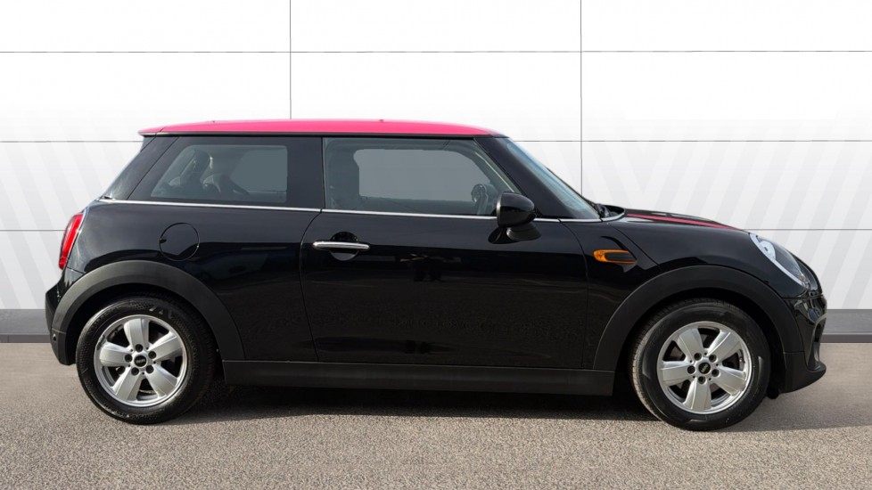 MINI Hatchback 1.5 Cooper 3dr Petrol Hatchback - Image 3