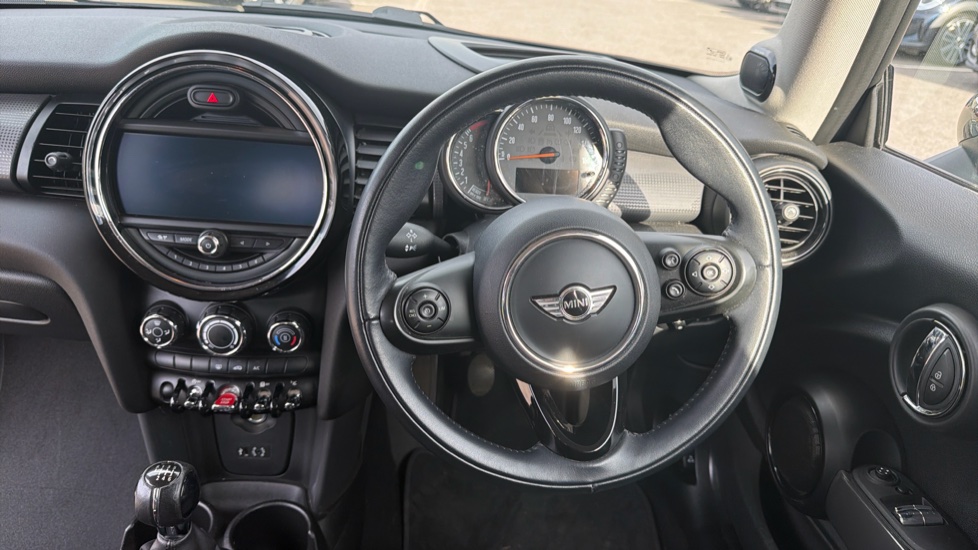 MINI Hatchback 1.5 Cooper 3dr Petrol Hatchback - Image 5