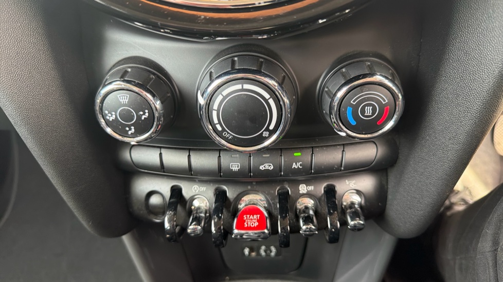 MINI Hatchback 1.5 Cooper 3dr Petrol Hatchback - Image 29