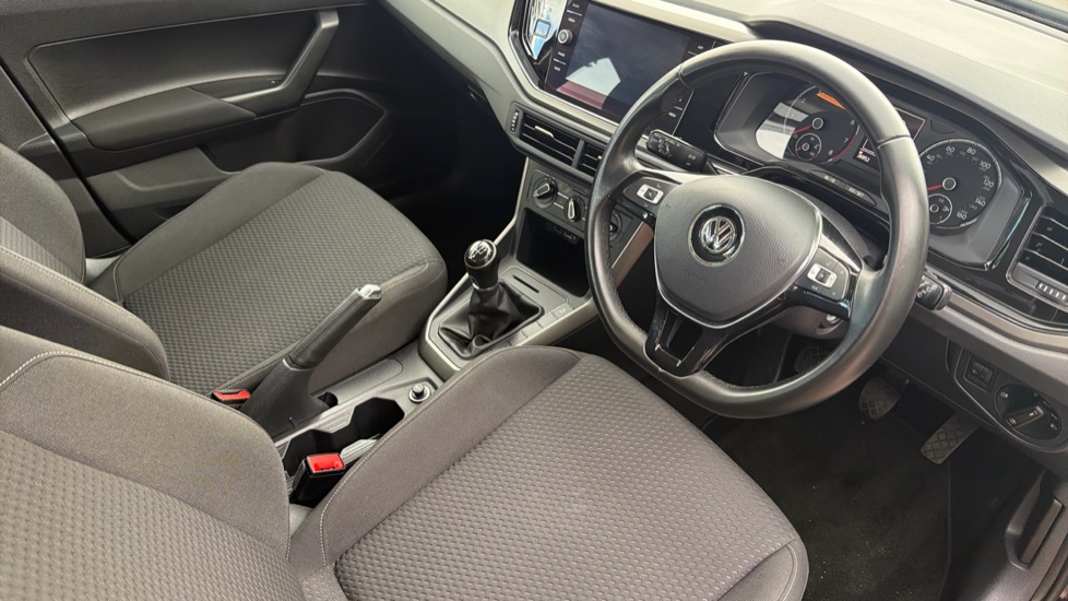 Volkswagen Polo 1.0 SE 5dr Petrol Hatchback - Image 6