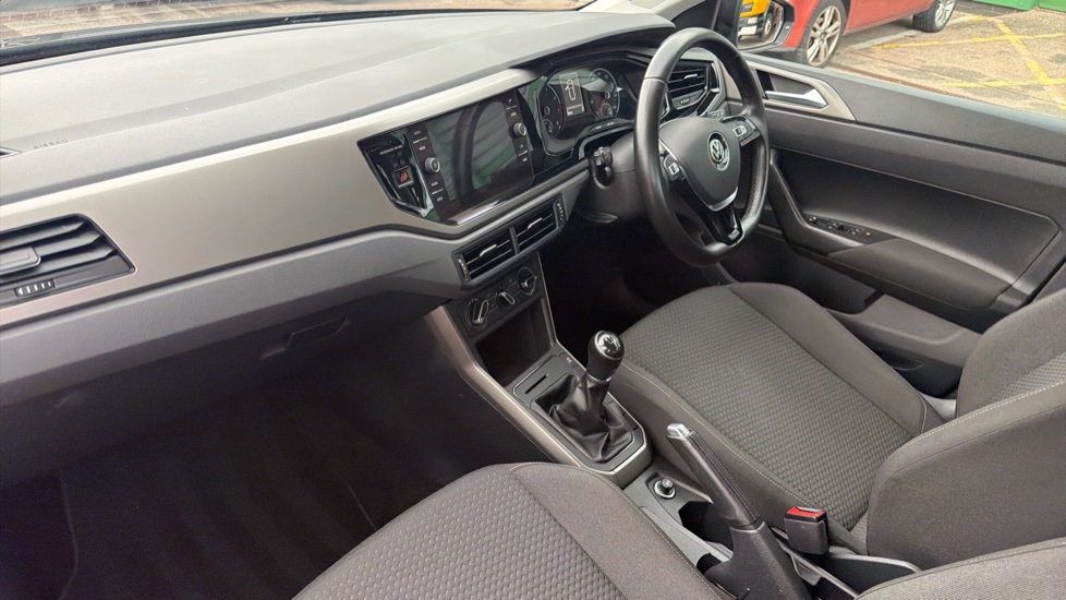 Volkswagen Polo 1.0 SE 5dr Petrol Hatchback - Image 7