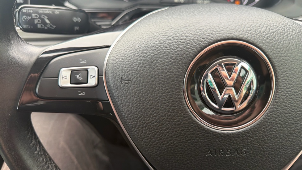 Volkswagen Polo 1.0 SE 5dr Petrol Hatchback - Image 17