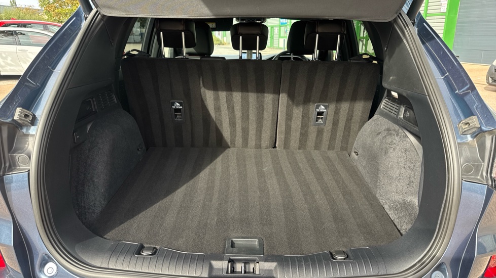 Ford Kuga 2.5 PHEV ST-Line X Edition 5dr CVT Estate - Image 13