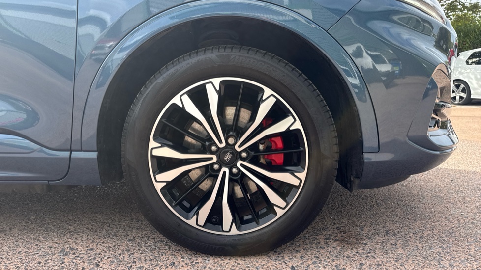 Ford Kuga 2.5 PHEV ST-Line X Edition 5dr CVT Estate - Image 14