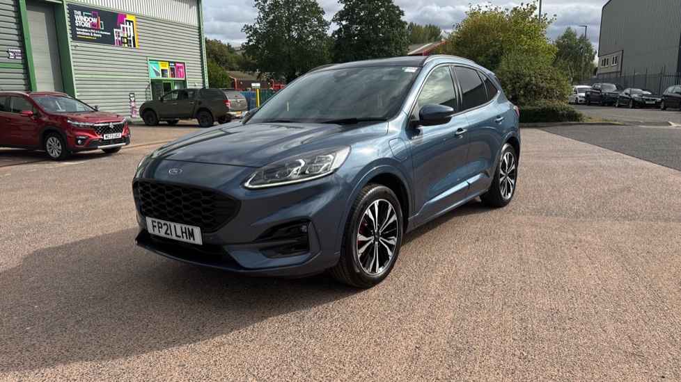 Ford Kuga 2.5 PHEV ST-Line X Edition 5dr CVT Estate - Image 31