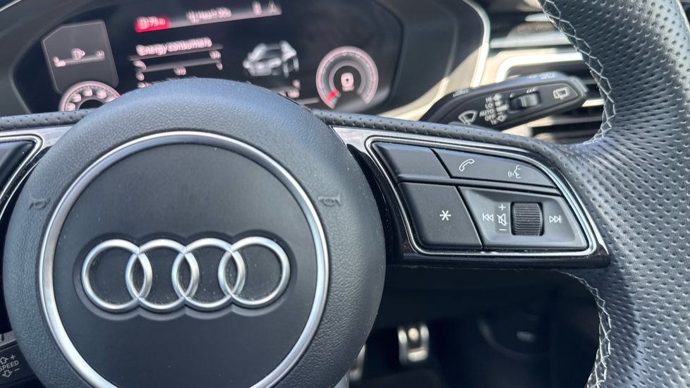 Audi A4 35 TFSI Black Edition 5dr S Tronic Petrol Estate - Image 18