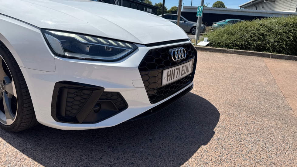 Audi A4 35 TFSI Black Edition 5dr S Tronic Petrol Estate - Image 29