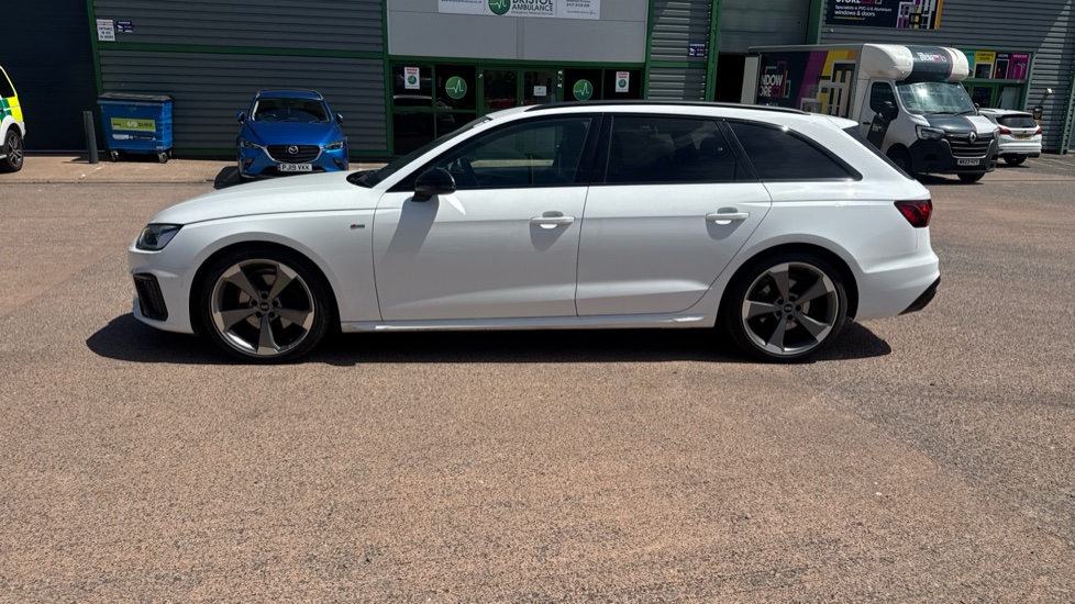 Audi A4 35 TFSI Black Edition 5dr S Tronic Petrol Estate - Image 33