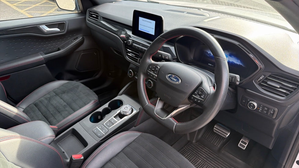 Ford Kuga 2.5 FHEV ST-Line Edition 5dr CVT Hybrid Estate - Image 6