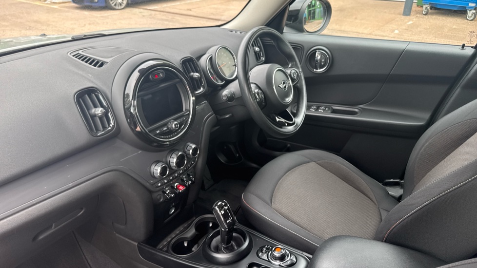 MINI Countryman 1.5 Cooper Classic 5dr Auto Petrol Hatchback - Image 7