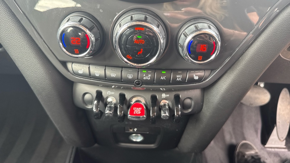 MINI Countryman 1.5 Cooper Classic 5dr Auto Petrol Hatchback - Image 51