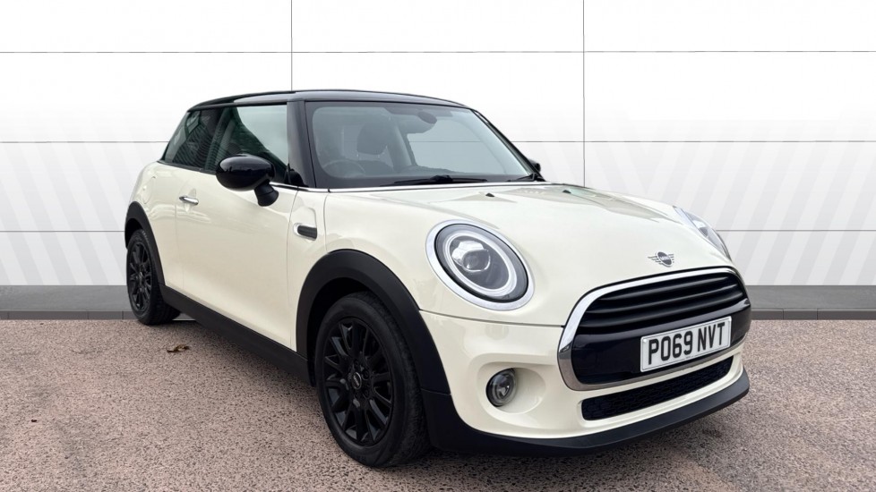 MINI Hatchback 1.5 Cooper Classic II 3dr Petrol Hatchback - Image 1