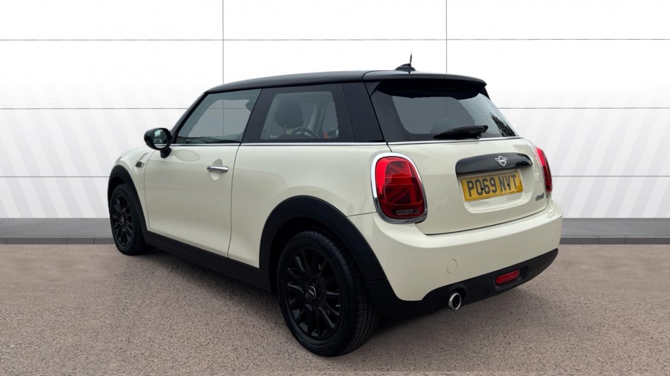MINI Hatchback 1.5 Cooper Classic II 3dr Petrol Hatchback - Image 2