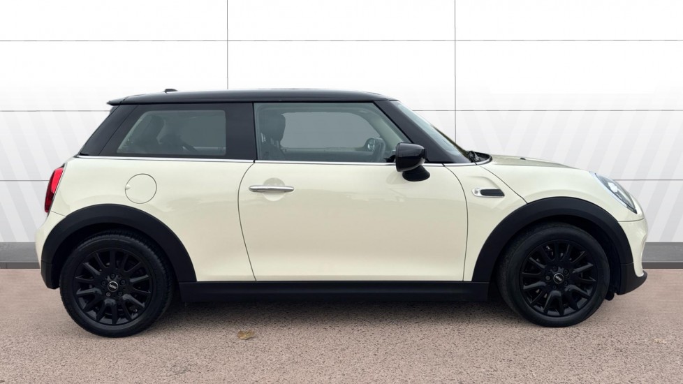 MINI Hatchback 1.5 Cooper Classic II 3dr Petrol Hatchback - Image 3