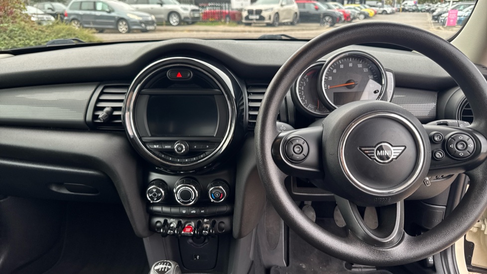 MINI Hatchback 1.5 Cooper Classic II 3dr Petrol Hatchback - Image 5