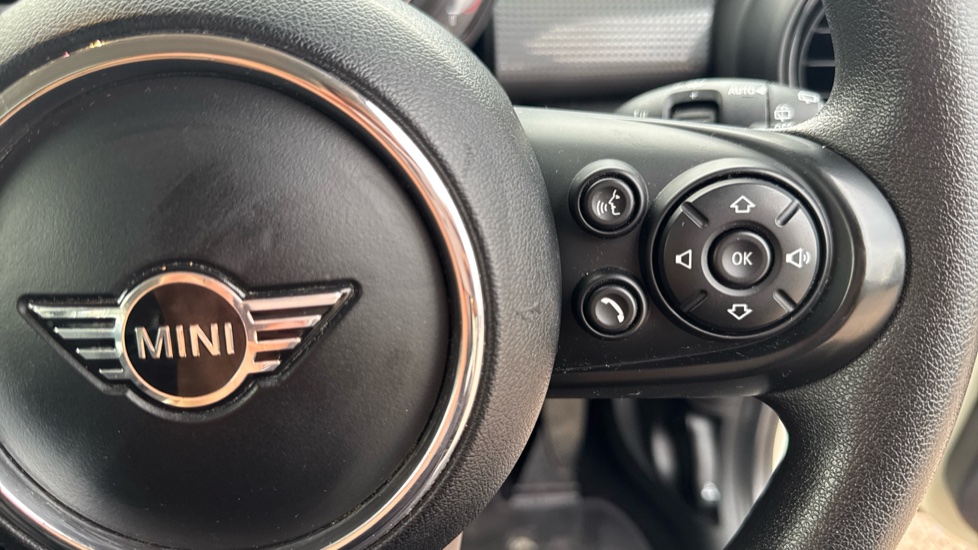 MINI Hatchback 1.5 Cooper Classic II 3dr Petrol Hatchback - Image 18