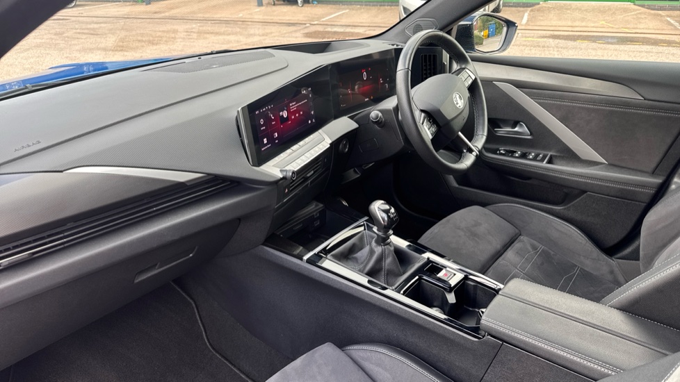 Vauxhall Astra 1.2 Turbo 130 Ultimate 5dr Petrol Hatchback - Image 7