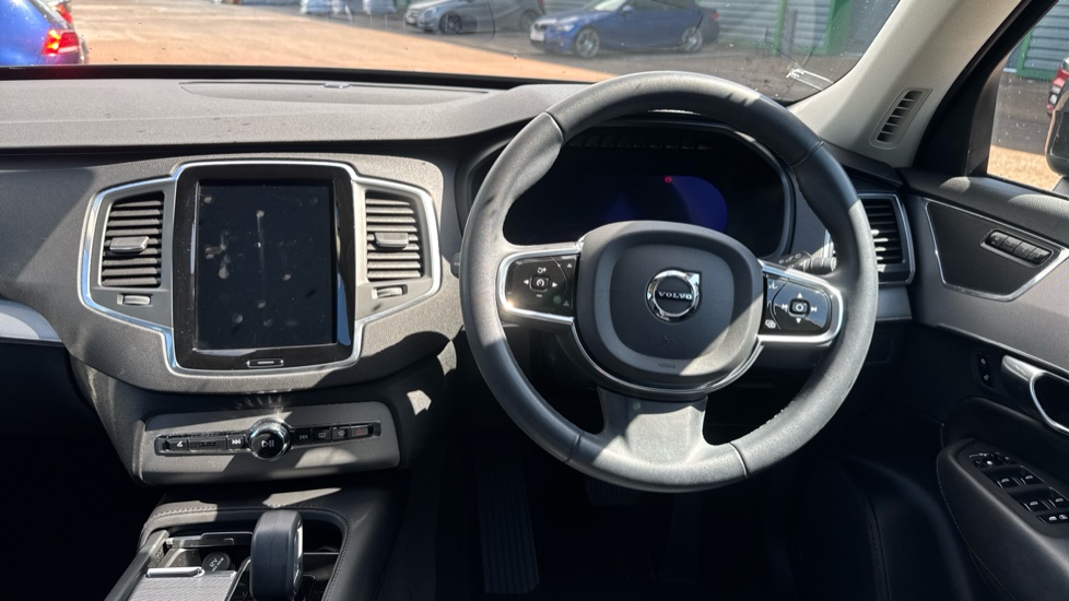 Volvo XC90 2.0 B5P [250] Core 5dr AWD Geartronic Petrol Estate - Image 5