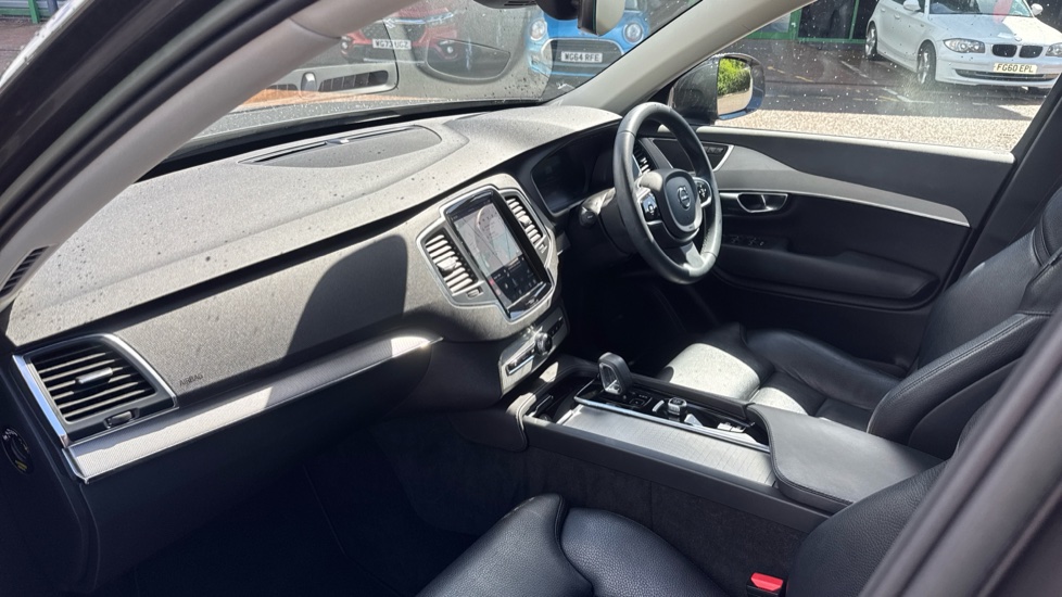 Volvo XC90 2.0 B5P [250] Core 5dr AWD Geartronic Petrol Estate - Image 7