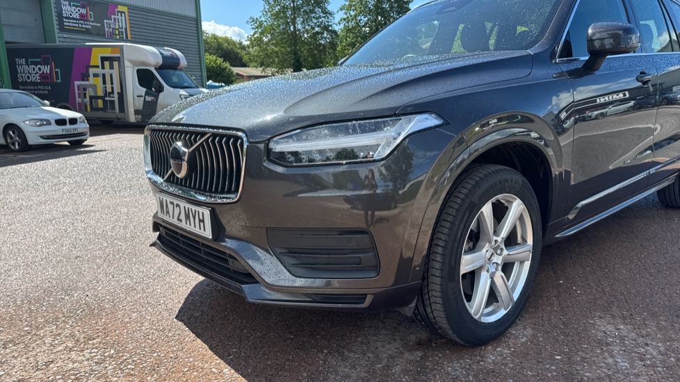 Volvo XC90 2.0 B5P [250] Core 5dr AWD Geartronic Petrol Estate - Image 32