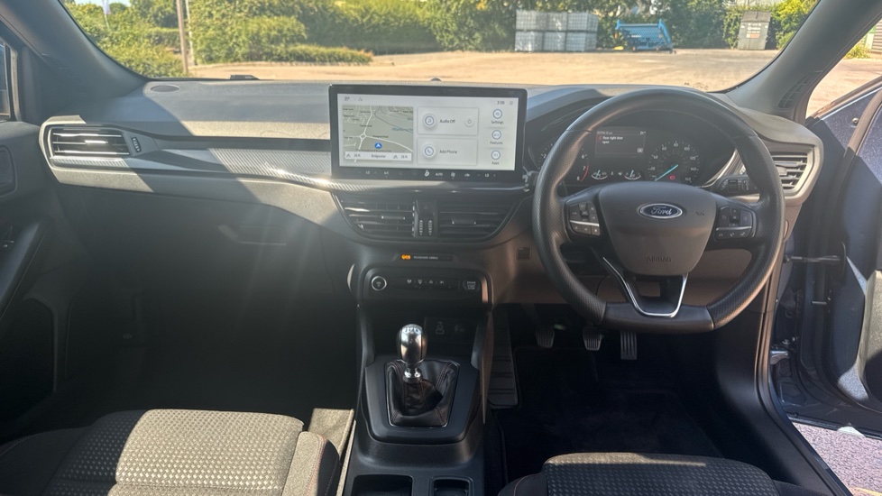 Ford Focus 1.0 EcoBoost Hybrid mHEV 155 ST-Line Edition 5dr Petrol Hatchback - Image 4