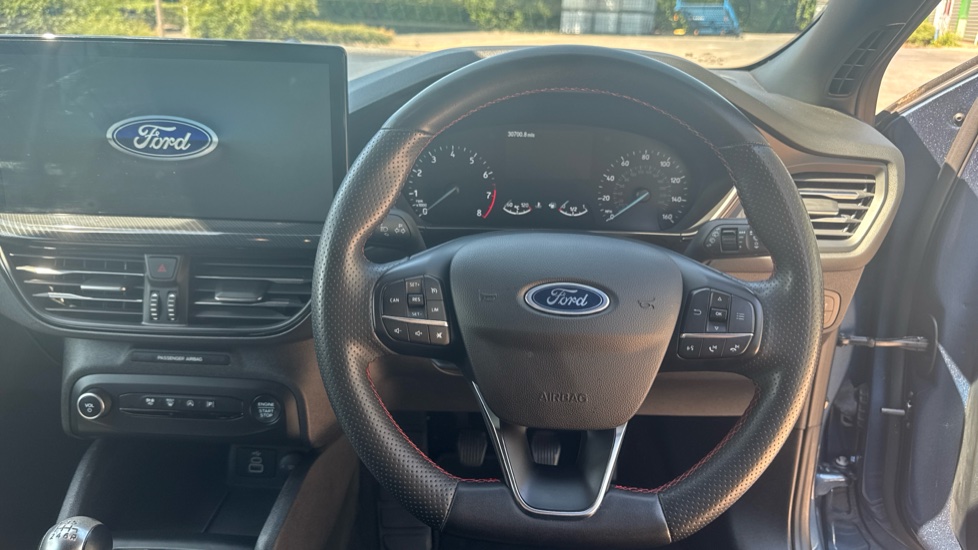 Ford Focus 1.0 EcoBoost Hybrid mHEV 155 ST-Line Edition 5dr Petrol Hatchback - Image 5