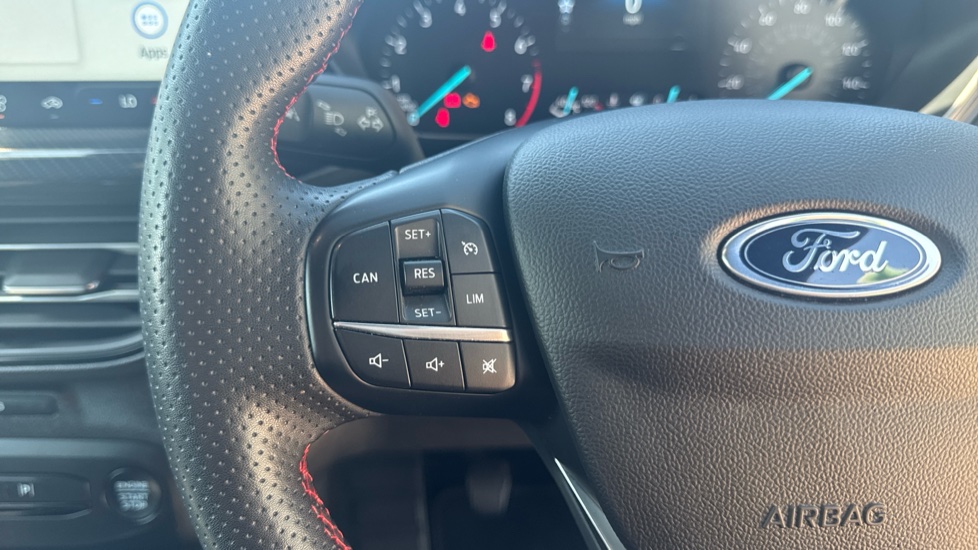 Ford Focus 1.0 EcoBoost Hybrid mHEV 155 ST-Line Edition 5dr Petrol Hatchback - Image 17